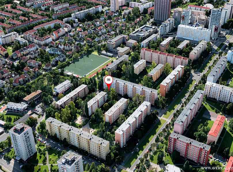 Pronájem bytu 2+1/L (56 m²), ul. Tuchorazská, Praha 10 - foto 15