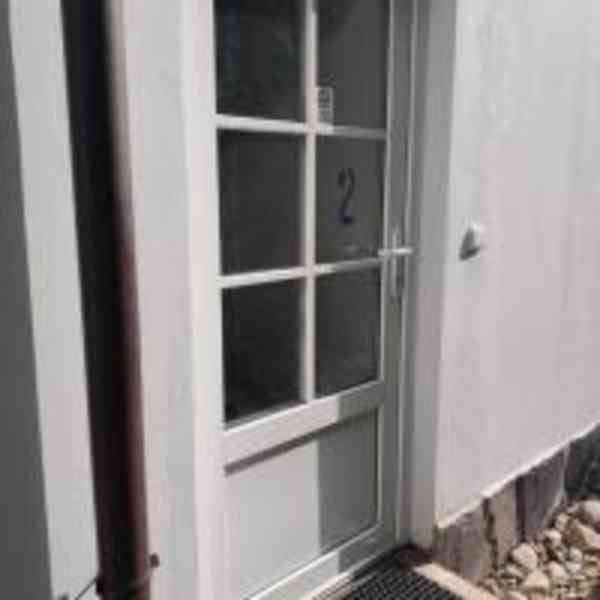 Plně vybavený apartmán v Soběslavi pro 2 firemní specialisty - foto 10