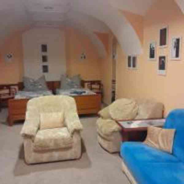 Plně vybavený apartmán v Soběslavi pro 2 firemní specialisty - foto 8