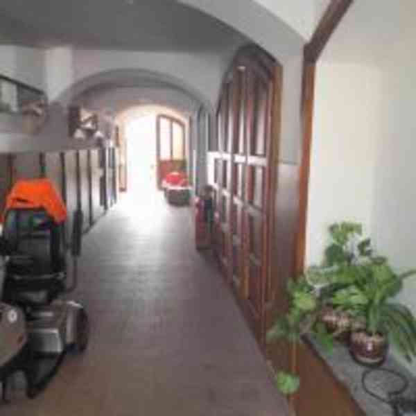 Plně vybavený apartmán v Soběslavi pro 2 firemní specialisty - foto 4