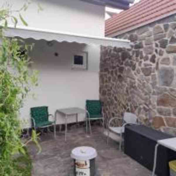 Plně vybavený apartmán v Soběslavi pro 2 firemní specialisty - foto 5