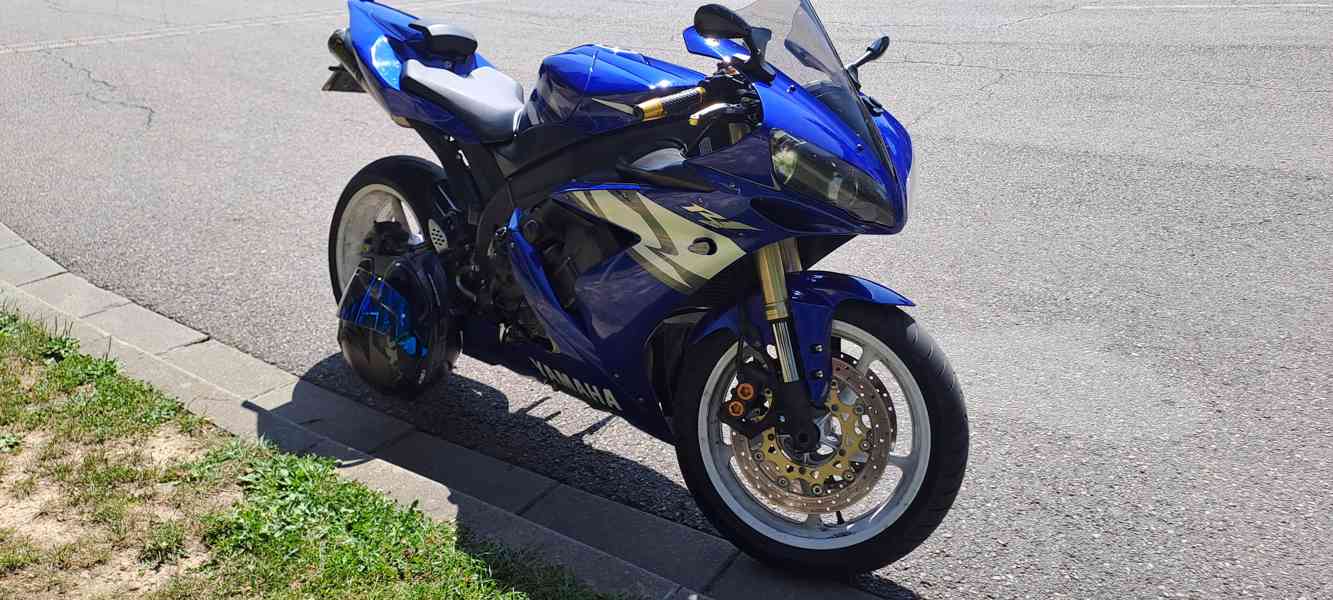 Yamaha YZF R1 - foto 2