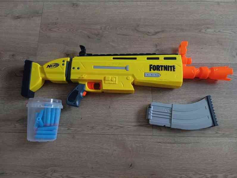 Nerf Fortnite Scar - foto 3