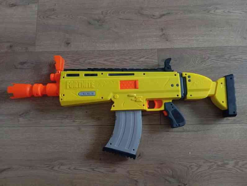 Nerf Fortnite Scar - foto 2
