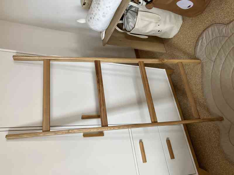 Žebřík na oblečení - foto 4