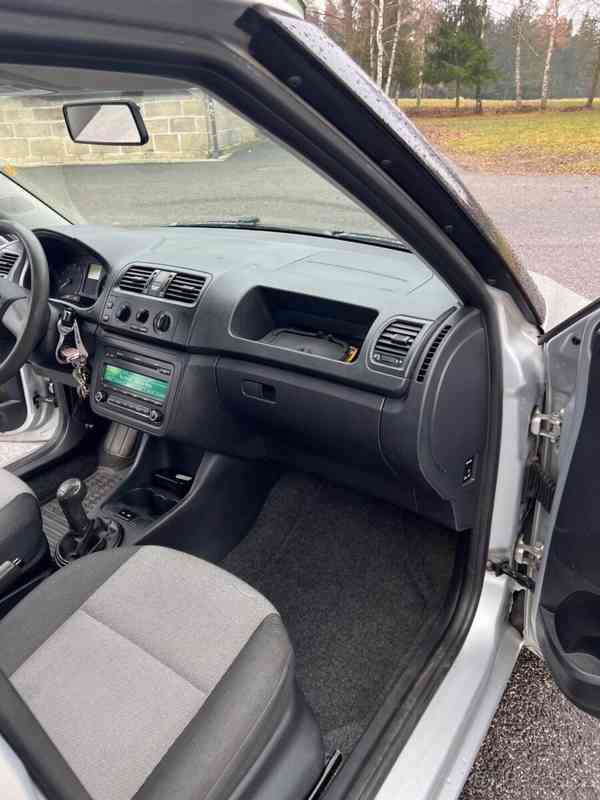 Škoda Fabia 1,4   II, 16V 63 KW - foto 11