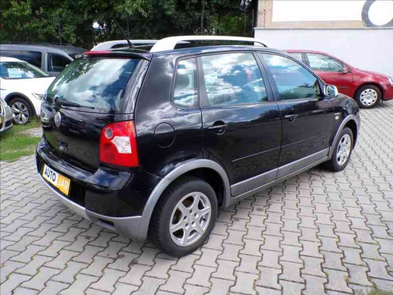 VW Polo 1,4 i FUN,KLIMA-HNED ODJÍŽDÍTE - foto 3