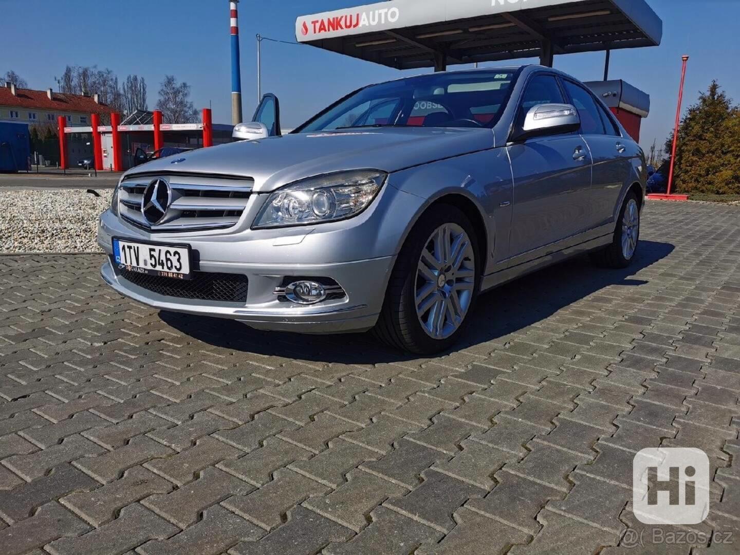 Mercedes-Benz Třídy C 2,2   CDI 125kW Avantgarde TOP stav - foto 1