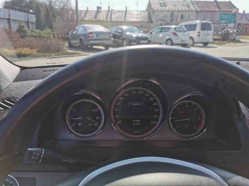 Mercedes-Benz Třídy C 2,2   CDI 125kW Avantgarde TOP stav - foto 16