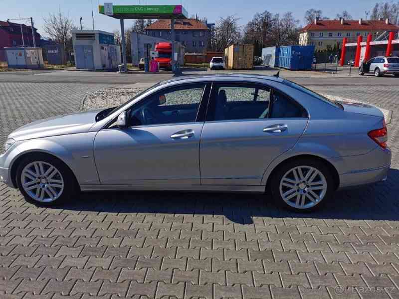 Mercedes-Benz Třídy C 2,2   CDI 125kW Avantgarde TOP stav - foto 7