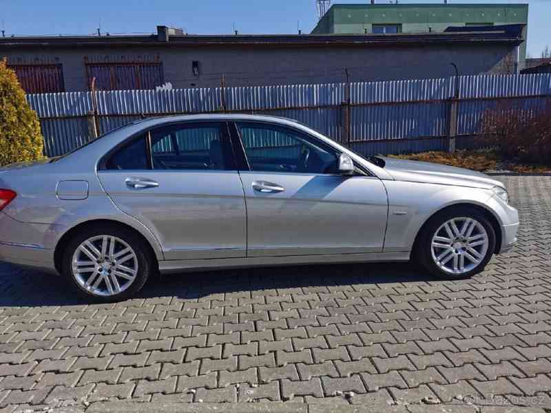 Mercedes-Benz Třídy C 2,2   CDI 125kW Avantgarde TOP stav - foto 6