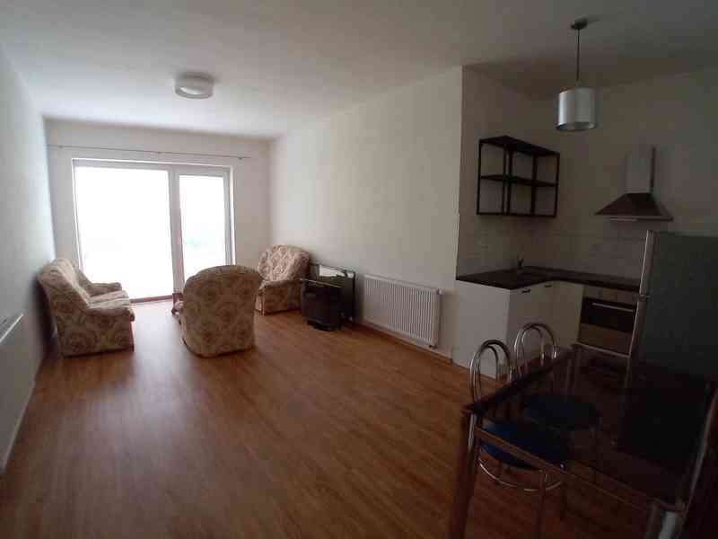 Pronájem bytu 2+kk se zahradou - foto 6