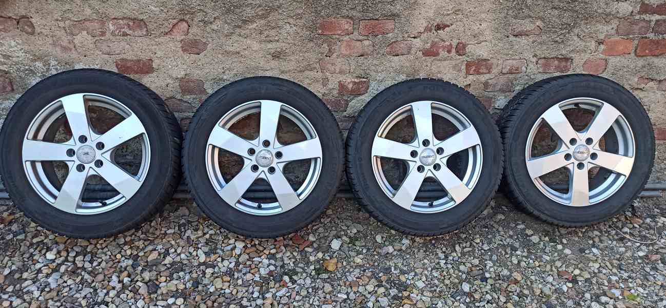 Prodám FORD FOCUS GHIA 2.0. TDCI 98 Kw - foto 14