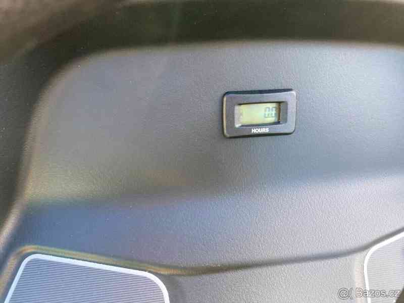 Zahradní traktor Seco MJ102/22 B&S - foto 8