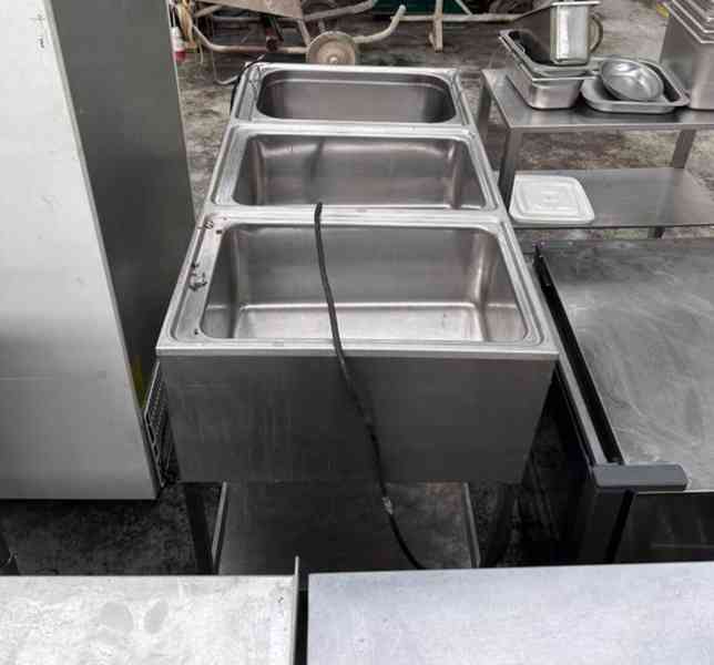 Gastro vybavení z restaurace - foto 7