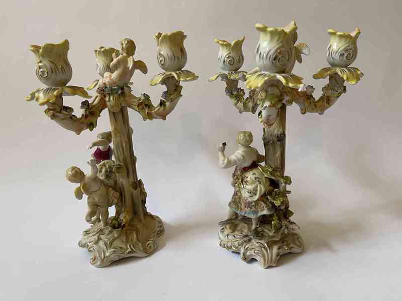 Porcelánové figurální párové 3 plamenné svícny - foto 4