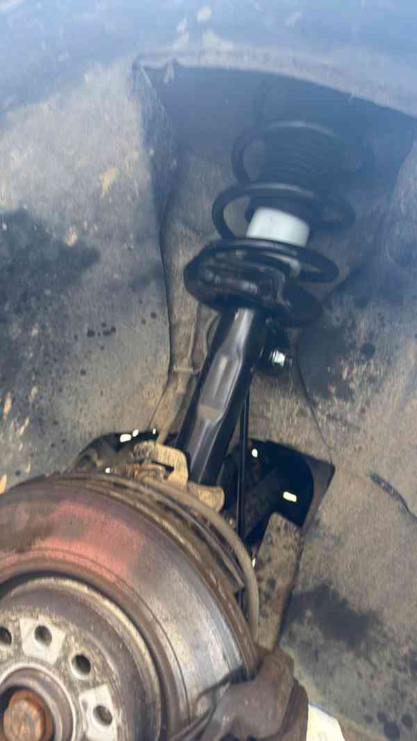 Volkswagen Passat 2006 2.0 TDI 103KW ,po velkém servise - foto 10