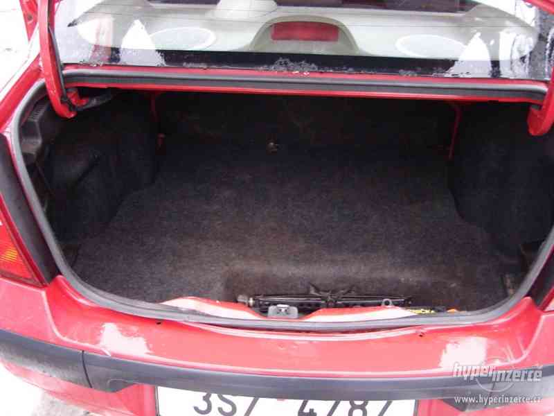 Renault Thalia 1.5 Dci r.v.2004 - foto 12
