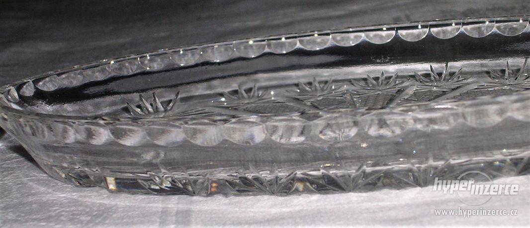 oválný tácek - broušené sklo: - foto 5