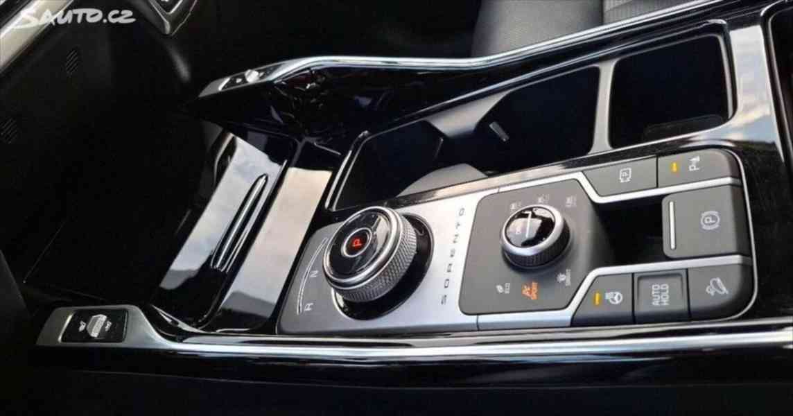 Kia Sorento 1,6   T-GDI HEV, DPH odpočet - foto 4