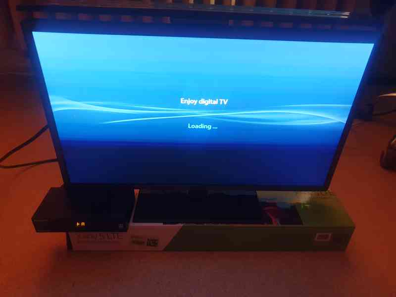 TV ECG 24LED,settobox DVB-T2+ pokojová anténa