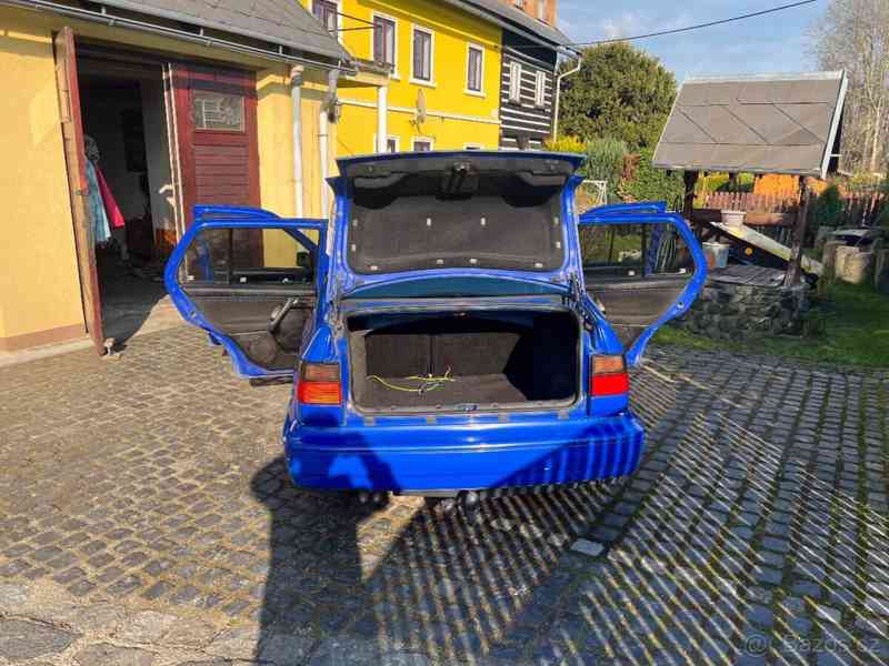 Volkswagen Vento - foto 4