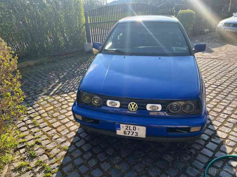 Volkswagen Vento - foto 1