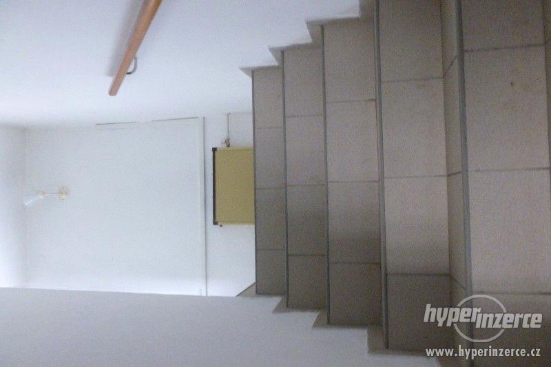 RODINNÝ DŮM (KANCELÁŘSKÝ OBJEKT) - AUKCE - foto 13