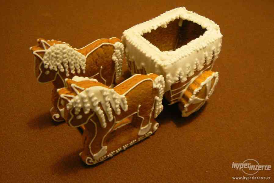 Medové perníčky- koník s vozíčkem, dekorativní perník - foto 1