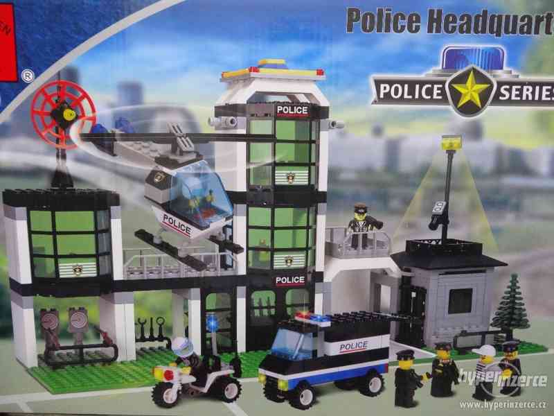 Stavebnice policejní stanice včetně vrtulníku a motorky - foto 1