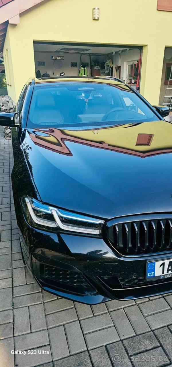 BMW Řada 5 3,0   530D xdrive touring - foto 3