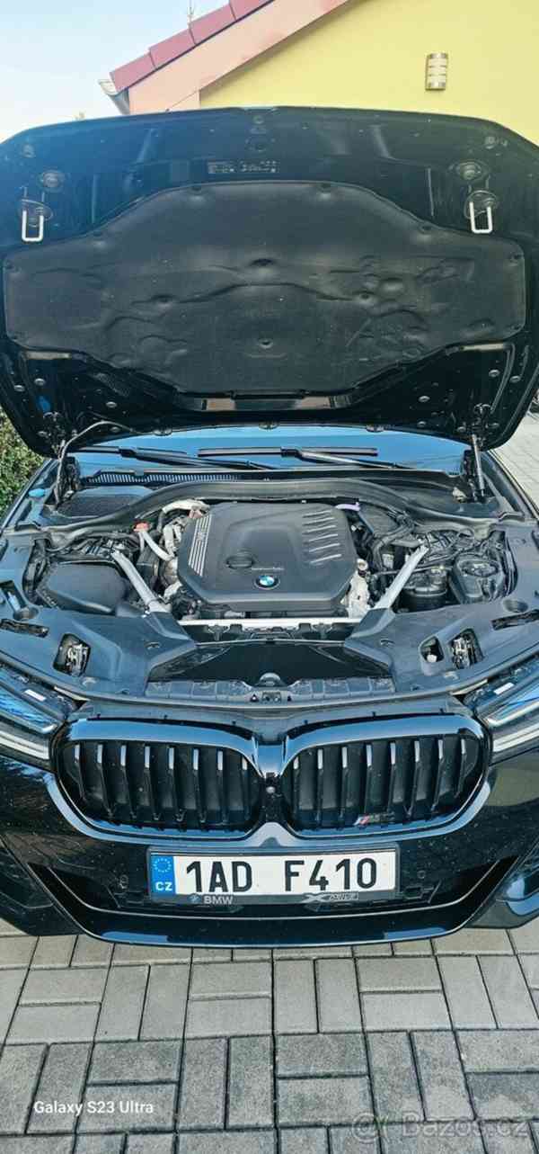 BMW Řada 5 3,0   530D xdrive touring - foto 2