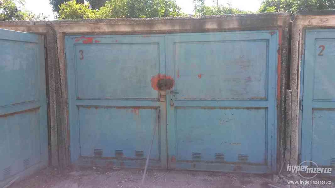 Prodej mobilní betonové garáže, 3 x 5m - foto 1