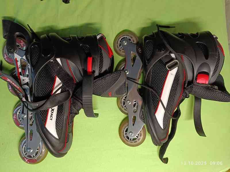 Prodám PÁNSKÉ KOLEČKOVÉ BRUSLE, INLINE,vel. 45, XFACT - foto 2