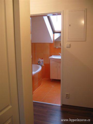 Pronájem lux.atyp. 3+1, 110m2, Podzimní,JB1008AC - foto 5