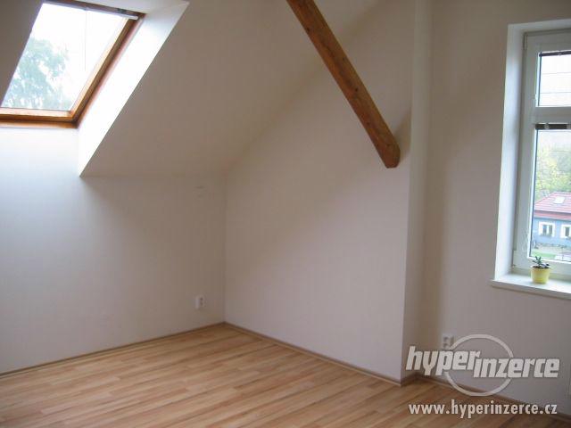 Pronájem lux.atyp. 3+1, 110m2, Podzimní,JB1008AC - foto 7