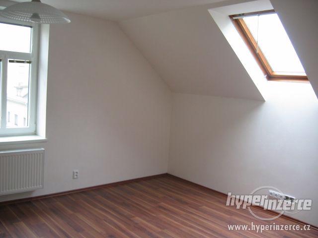 Pronájem lux.atyp. 3+1, 110m2, Podzimní,JB1008AC - foto 8
