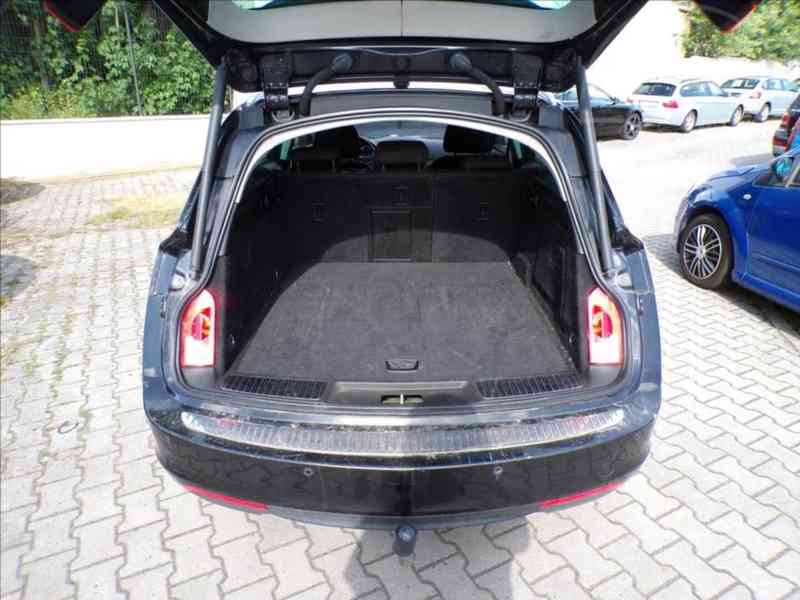 Opel Insignia 2,0 CDTi AUTOMAT - foto 12