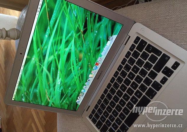 Prodám Macbook Air OS X Lion - foto 2