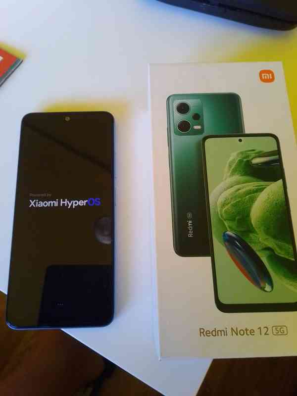 Mobilní telefon, 6.67" AMOLED displej 120 Hz (max. 900 nitů) - foto 8