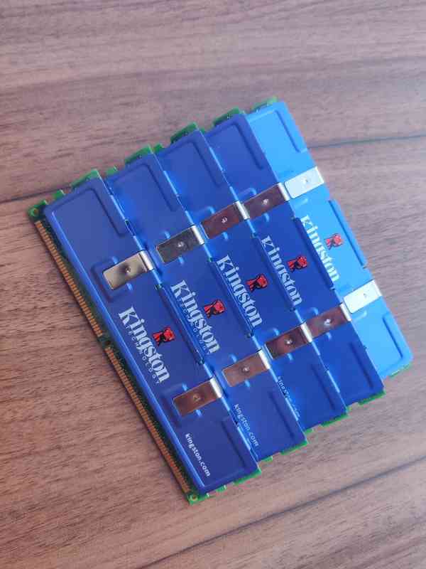 5× 512MB DDR400 RAM Kingston HyperX (PC3200) do počítače