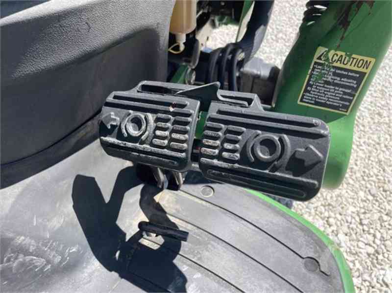 Traktor JOHN DEERE 3320 - foto 5