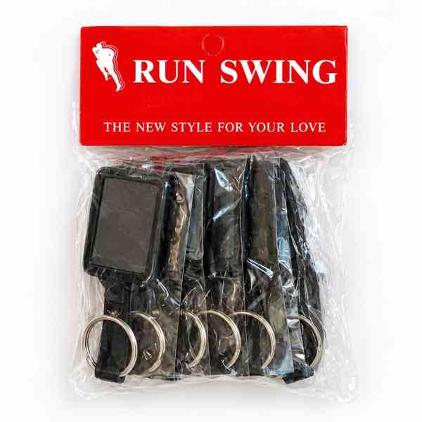 12× nové klíčenky / přívěsky RUN SWING – sada - foto 3