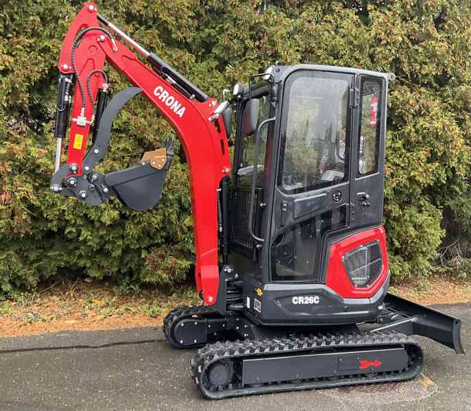 Bagr CR26C s vyhřívanou kabinou, Kubota motor - foto 1