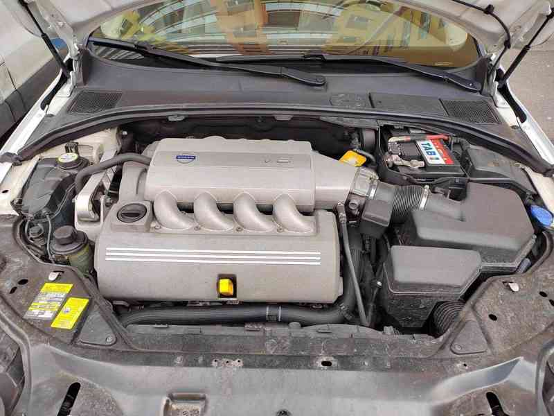 Volvo - foto 8