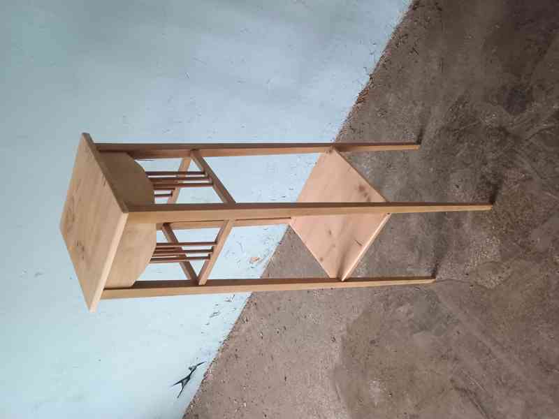 starý stojan na květiny - foto 3