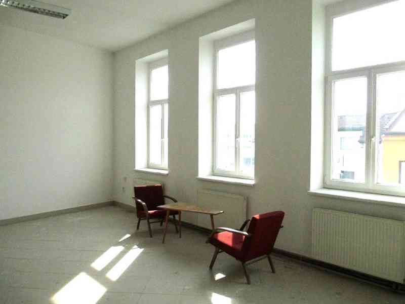 Prodej budovy 887m2, parkování, Ptácká, Mladá Boleslav - foto 12