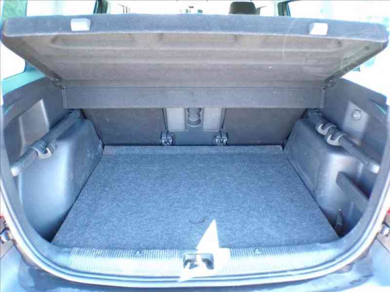 Škoda Yeti 2,0 TDI - foto 9