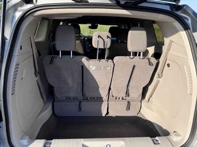 Chrysler Pacifica 3,6 RU Čocka Adapttemp 2020 - foto 7