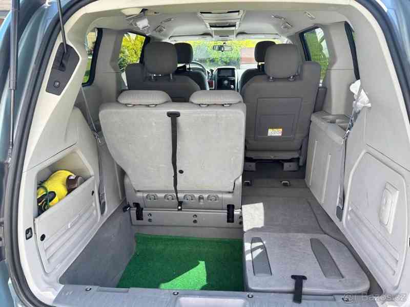 Chrysler Town & Country 3,8   V6 148Kw BENZIN+LPG - foto 5